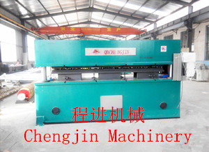Special punching machine for latex rubber